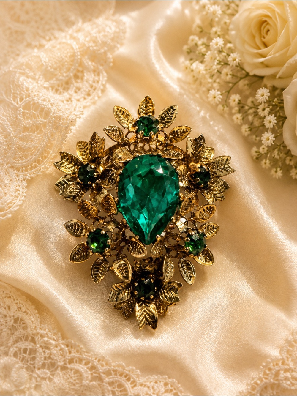 Vintage Austria Emerald Green Rhinestone Floral Brooch